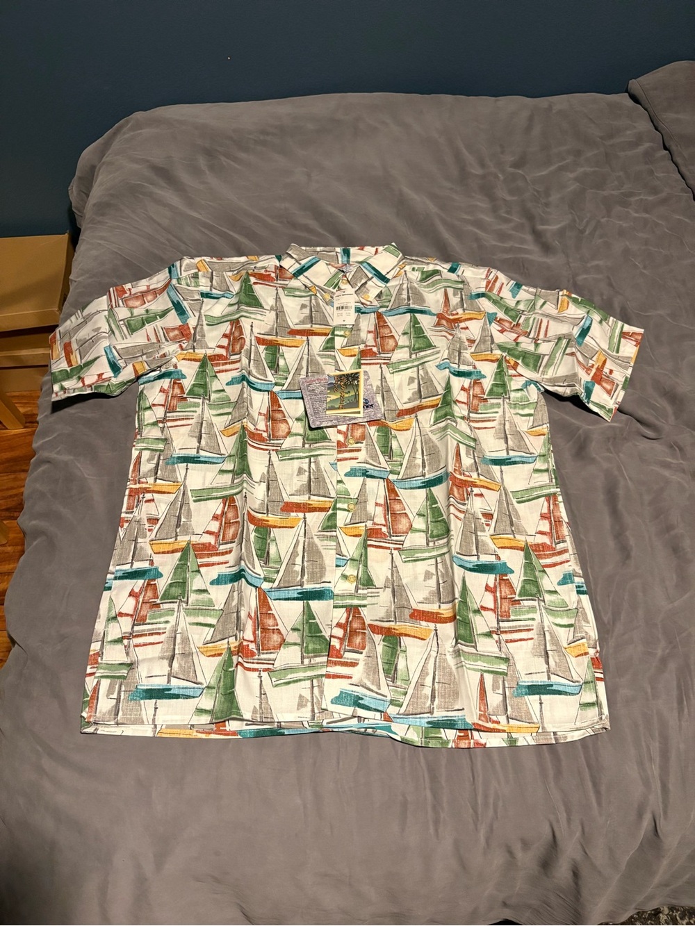 Sailboat Print Short Sleeve Button-Up Shirt - Multicolor
